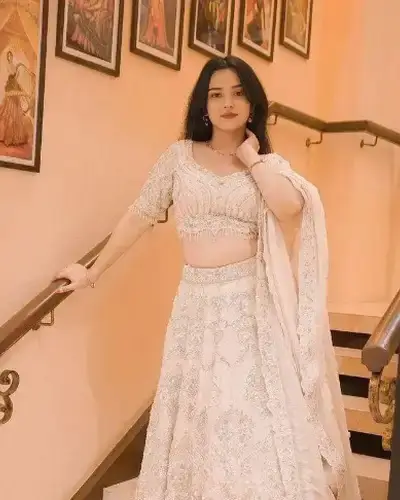 Escort Service In Yavatmal